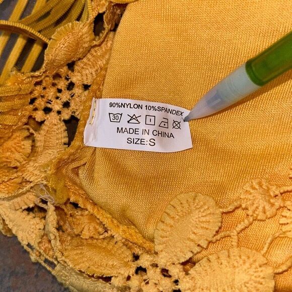 Crochet Yellow Flower Bralette Small Removable Pads - Picture 7 of 7